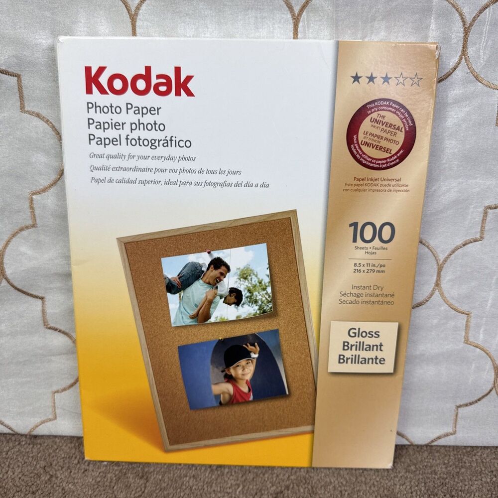 KODAK GLOSSY PHOTO PAPER 8.5" x 11" (100 COUNT GLOSS)